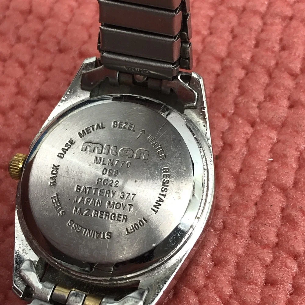 Milano Di Rouge milan watch